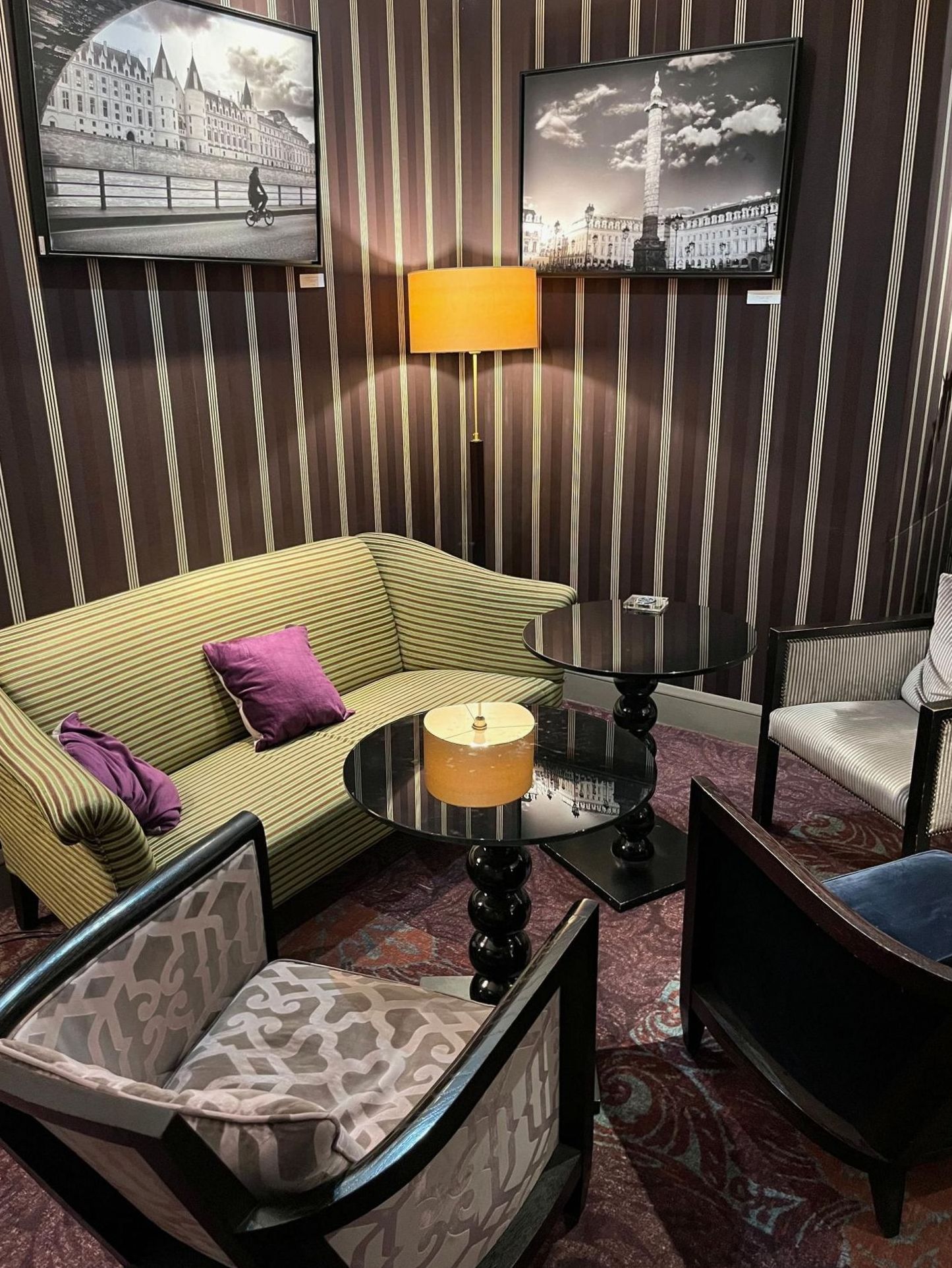 Salon chaleureux